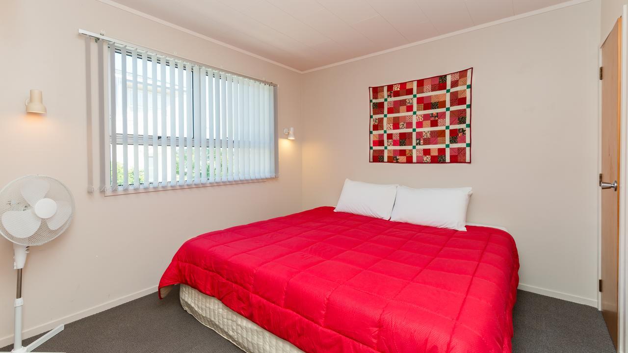 Waitangi Beach Units Exterior foto